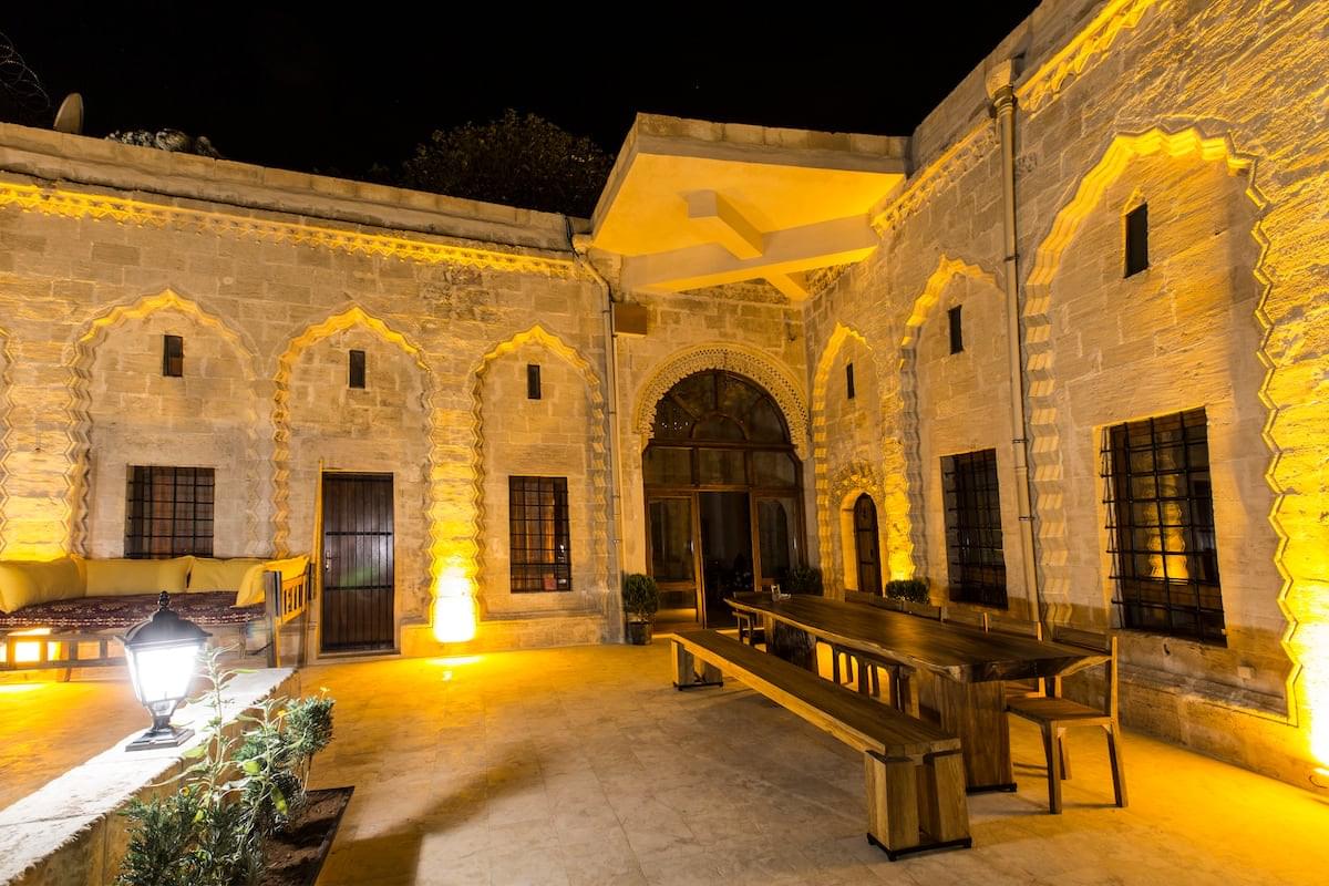 mardin-kiralik-konak-dis-mimari-ve-avlu